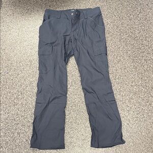 Duluth Trading Co Women's Navy Cargo Pants